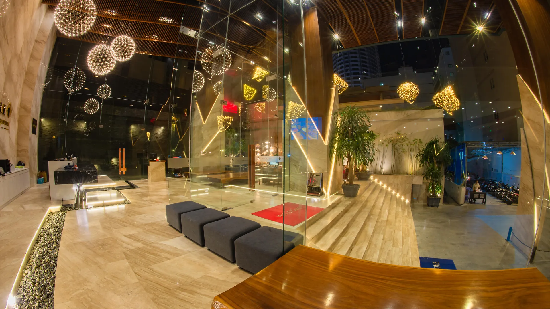 Maple Hotel & Apartment Nha Trang