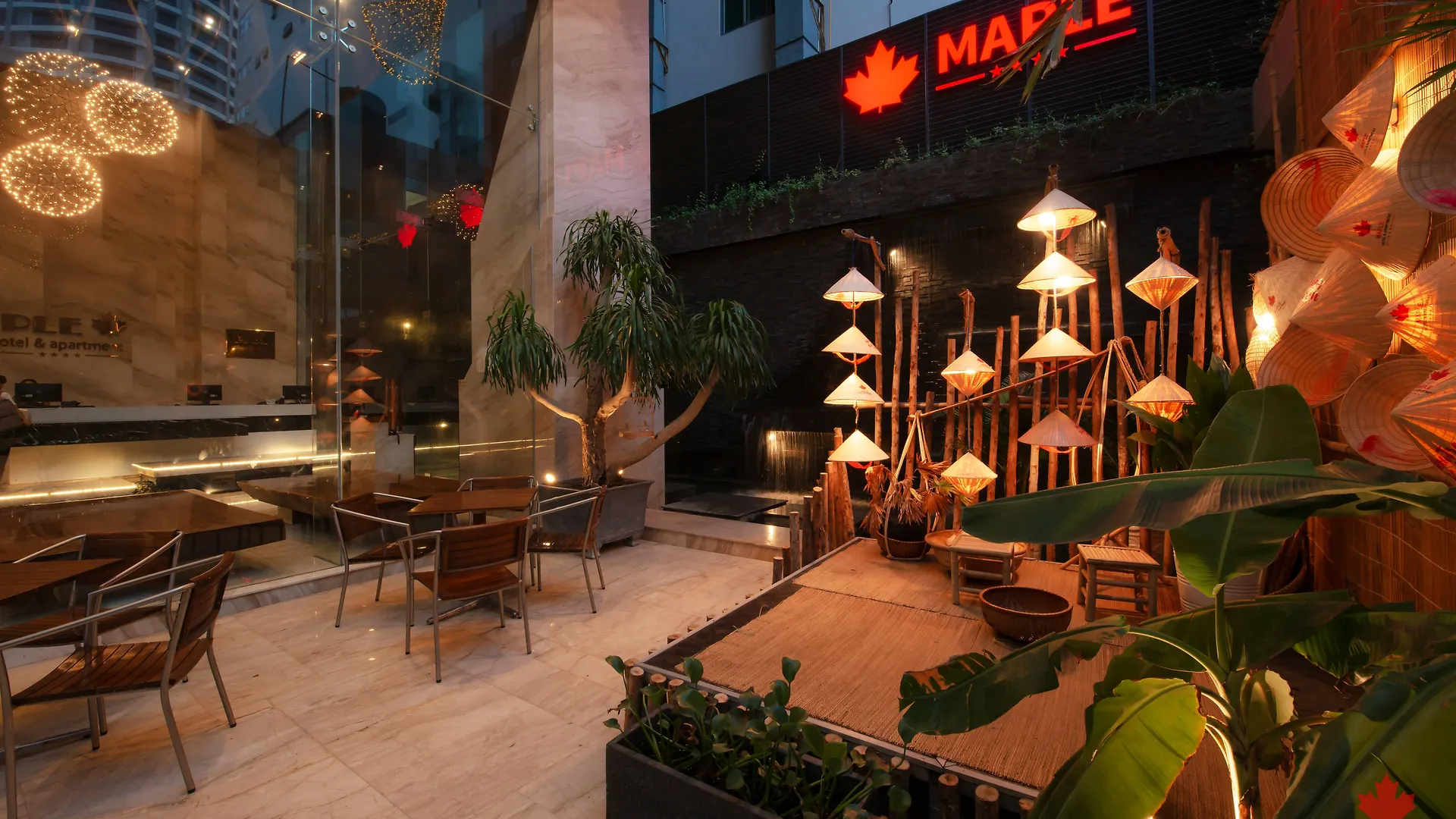 Maple Hotel & Apartment Нячанг 4*,